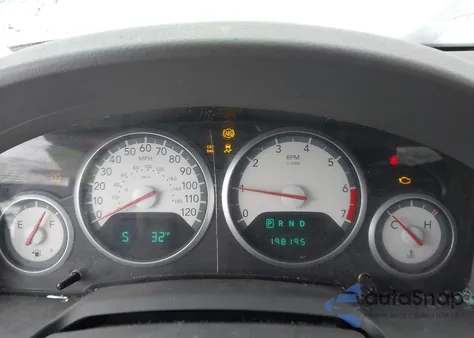 2010 Dodge Grand Caravan Sxt from USA, damaged, VIN 2D4RN5DX8AR140580